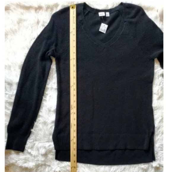 GAP Light Weight V-Neck Split Hem Waffle Knit Black High Low Tunic Sweater sz XS - Picture 6 of 8